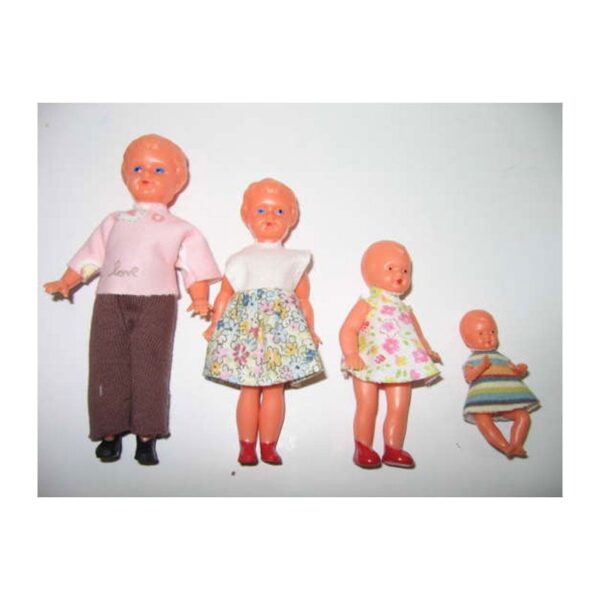 97200 Puppenfamilie
