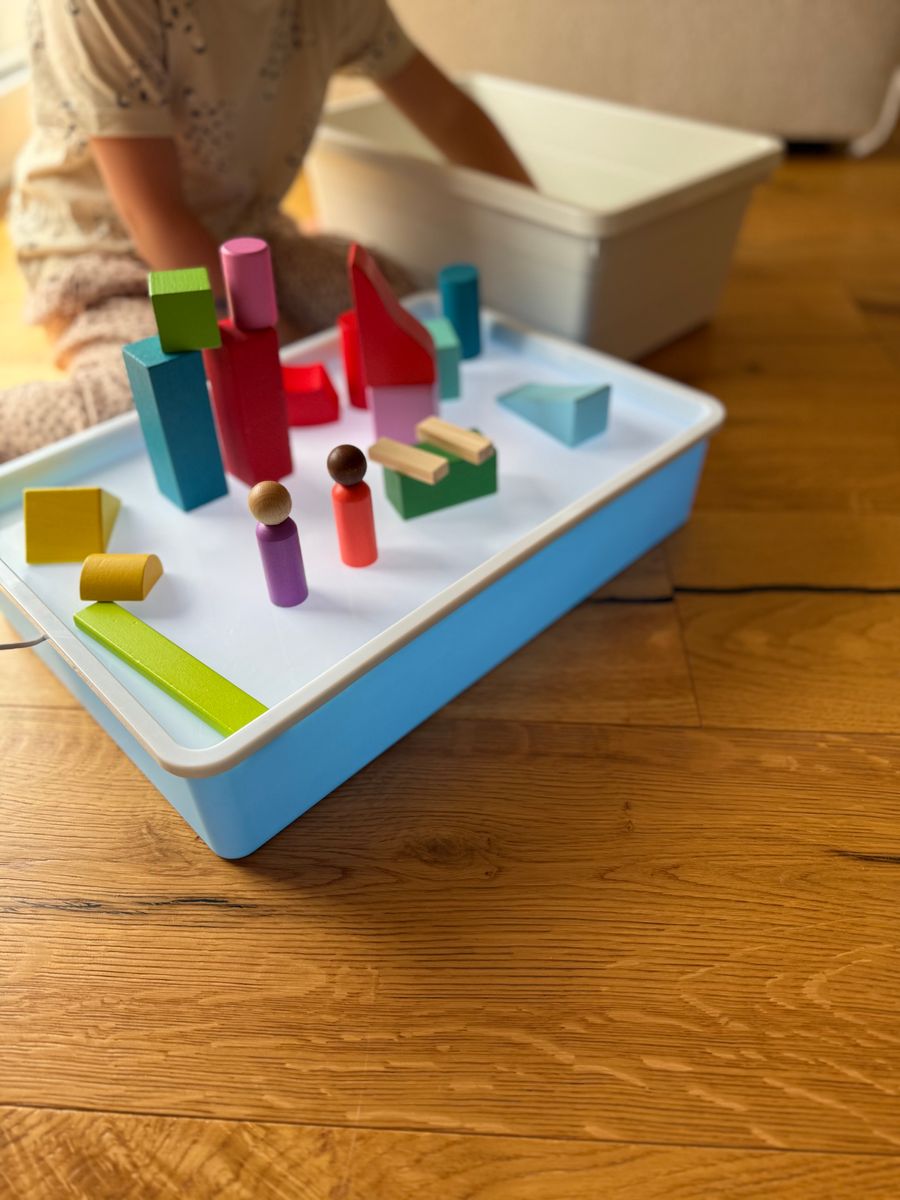 Leuchtsandkasten - Der Lichttisch mit Sand und Zubehör 4 Leuchtsandkasten - Der Lichttisch mit Sand und Zubehör – Bild 4