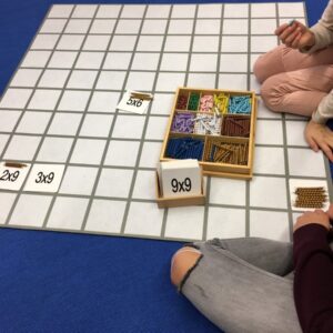 Hunderterteppich, 106 x 106 cm