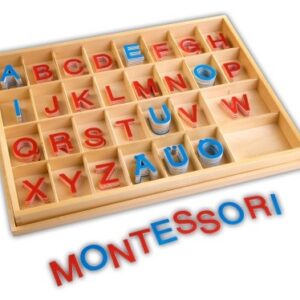 Bewegliches Alphabet - Großbuchstaben im Holzkasten
